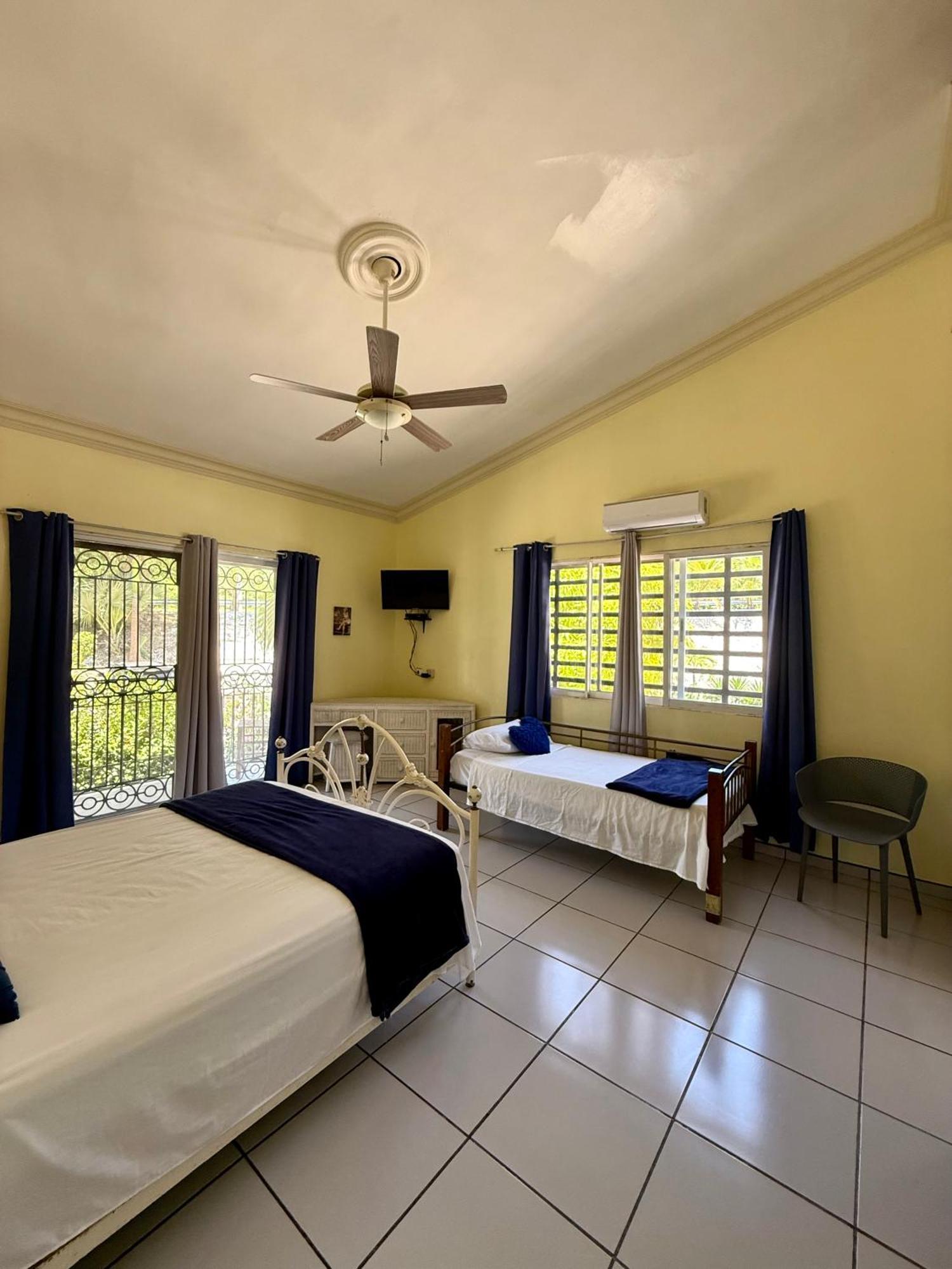 Hotel Al Mare Barahona Exterior photo